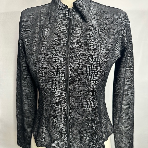 Hugo Buscati size 4 Elegant Black Women's Jacket pre owned Exellent condition - Picture 2 of 11
